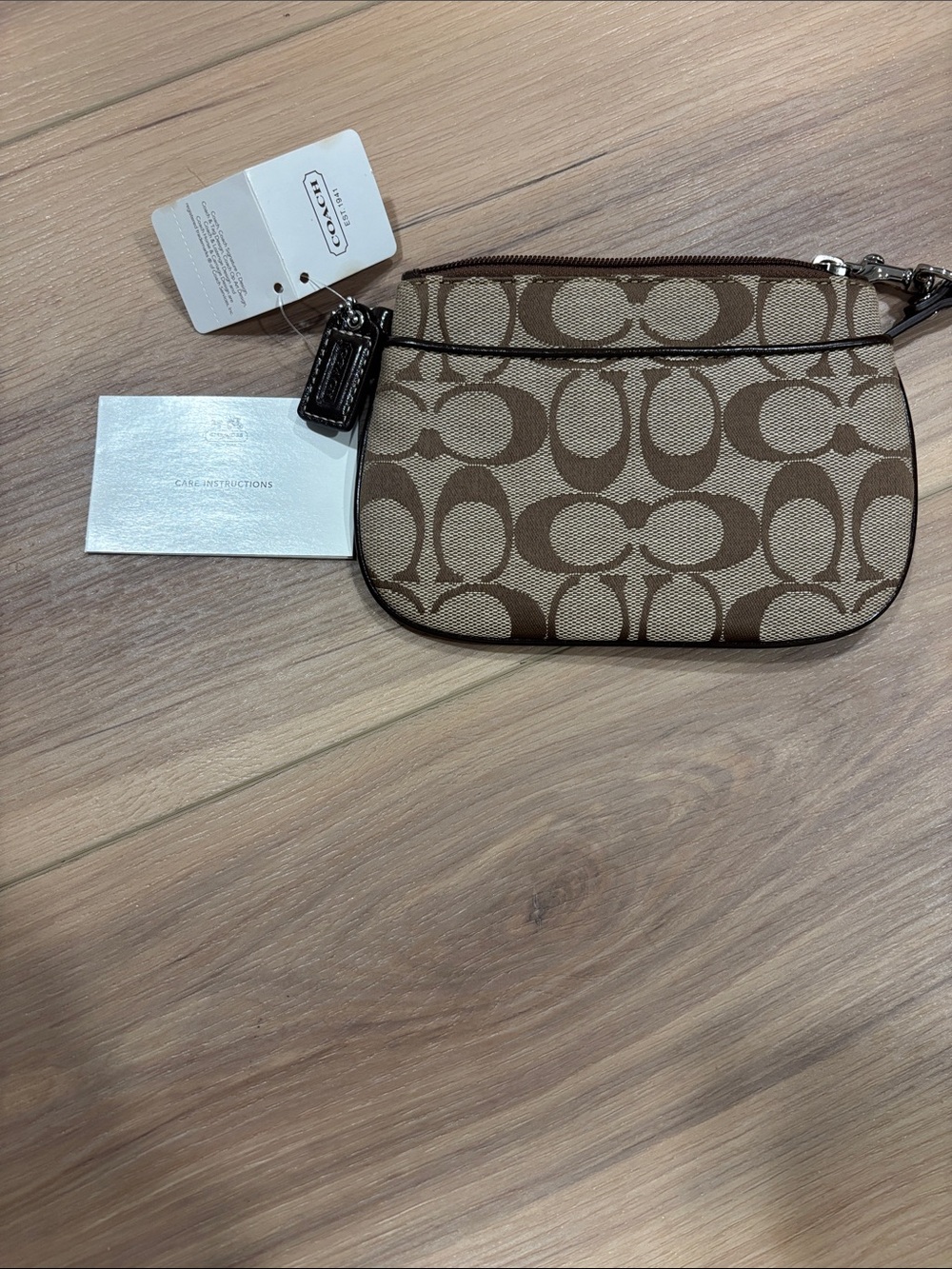 Coach Small Signature Canvas Wristlet - Tan/Brown